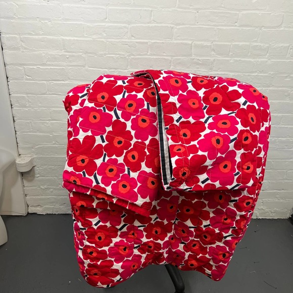 Marimekko Bedding Marimekko Pieni Unikko Floral Print Comforter Red